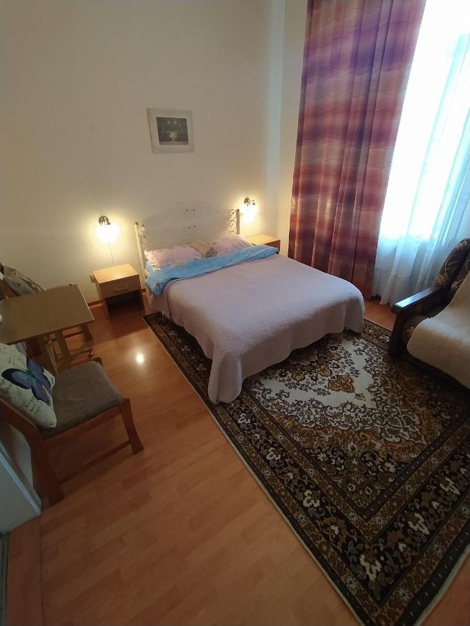 Lviv Rest Zelena Lejlighed Eksteriør billede